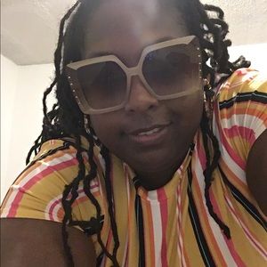 Meet your Posher, Jacquelyn